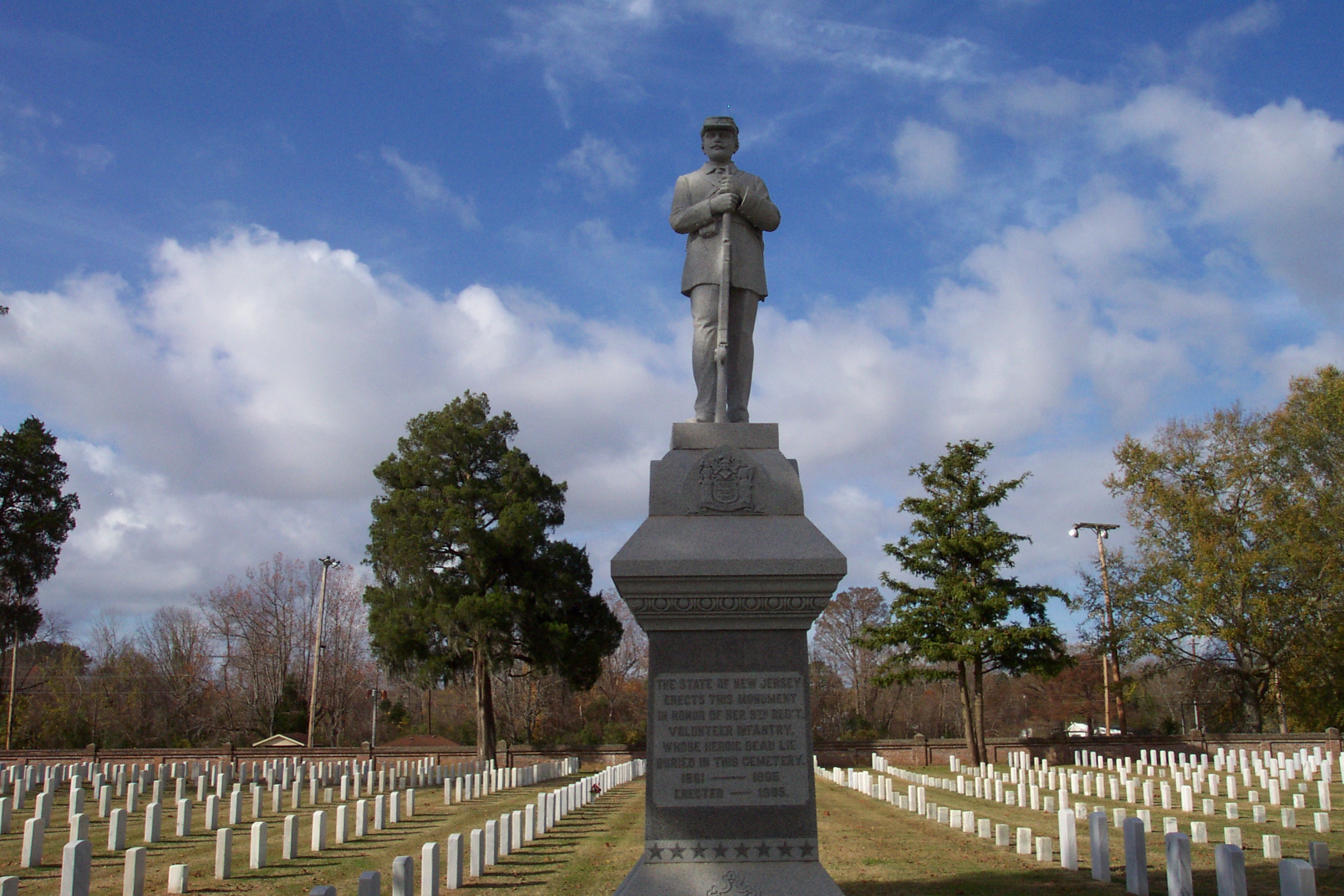 Monument to the New Jersey soldiers buried in New Bern National cemetery